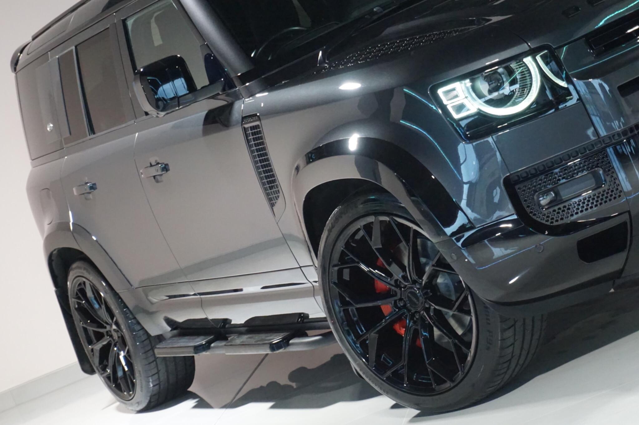 Land Rover Defender 110 3.0 D300 MHEV X-Dynamic HSE SUV 5dr Diesel Auto 4WD Euro 6 (s/s) (300 ps)